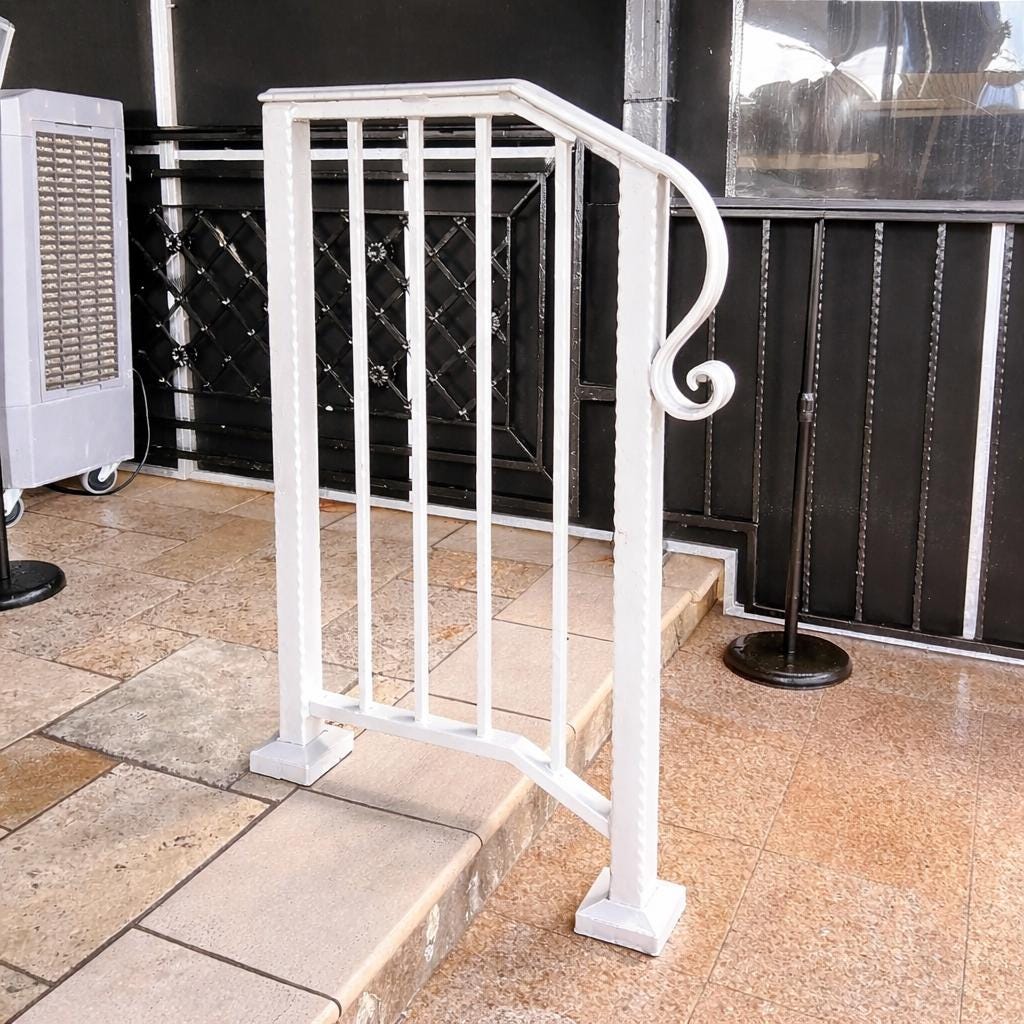 Custom Wrought Iron Stair Handrail – Modern Steel Step Railing, Indoor/Outdoor, Made to Measure