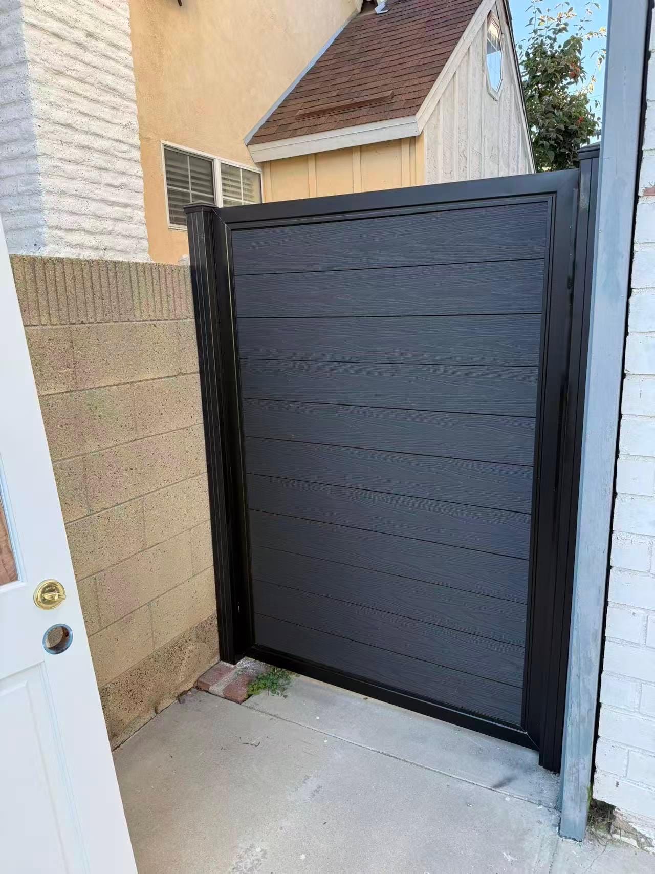 Modern Aluminum Privacy Gate with Composite Wood Panels | Outdoor Side Yard Entry Door