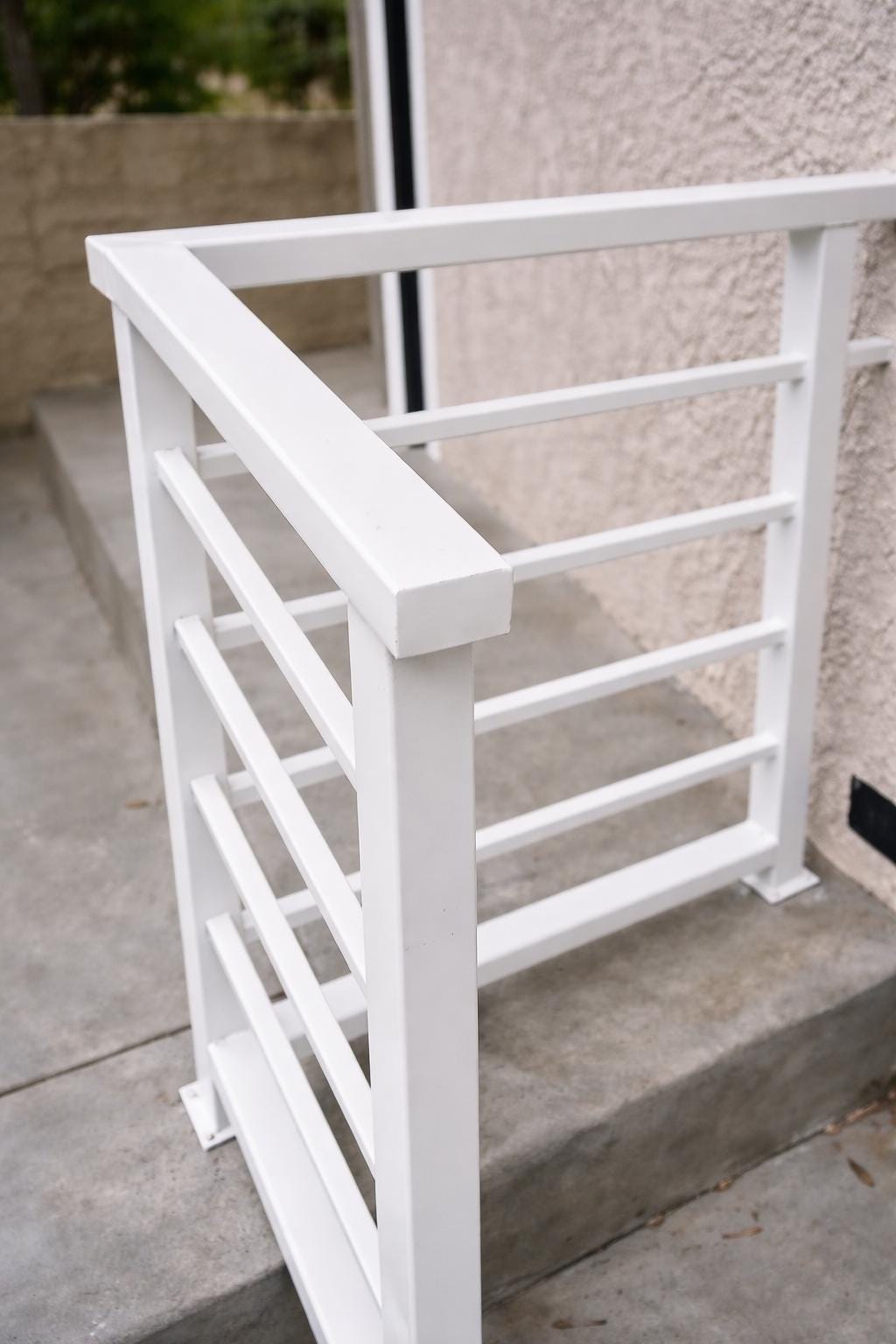 Custom Modern Metal Handrails | Powder-Coated Steel Stair & Entry Railings